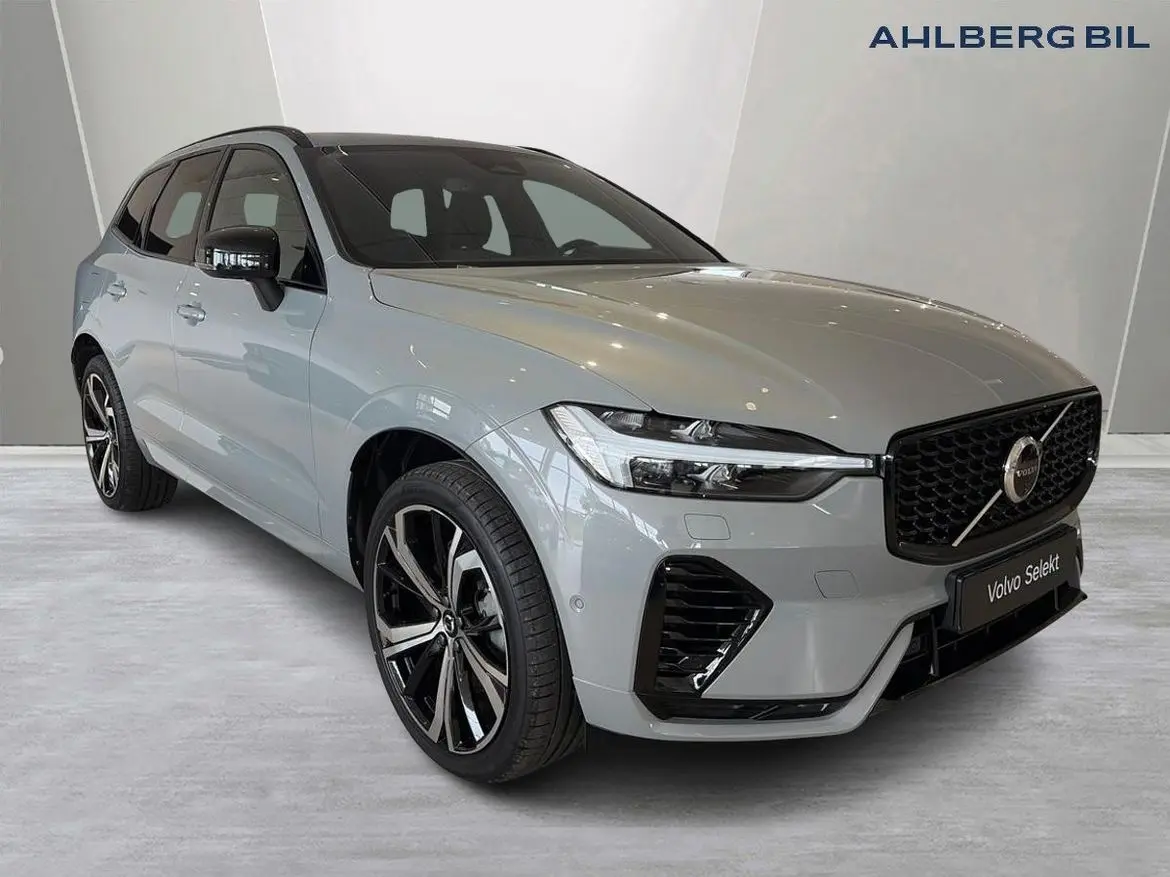 Volvo XC60 2025