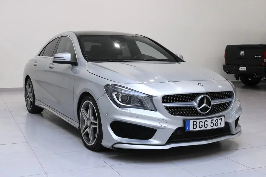 Mercedes-Benz 220 2016