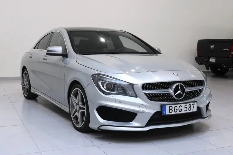 Mercedes-Benz 220 2016