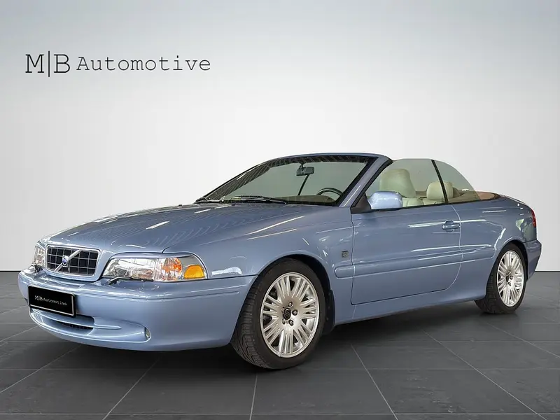 Volvo C70 2004