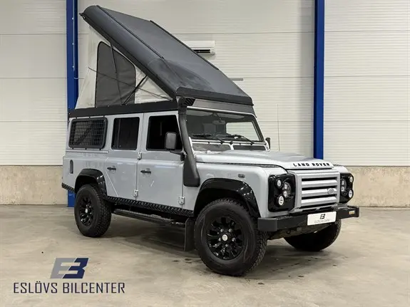 Land Rover Defender 2011