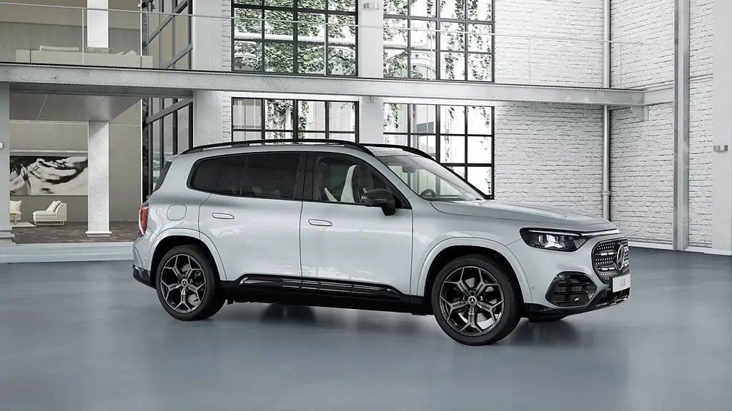Mercedes-Benz GLB 2026