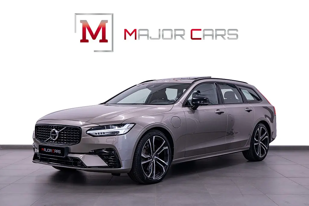 Volvo V90 2021