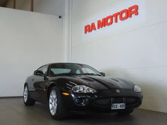 Jaguar XKR