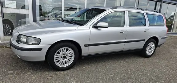 Volvo V70 2004