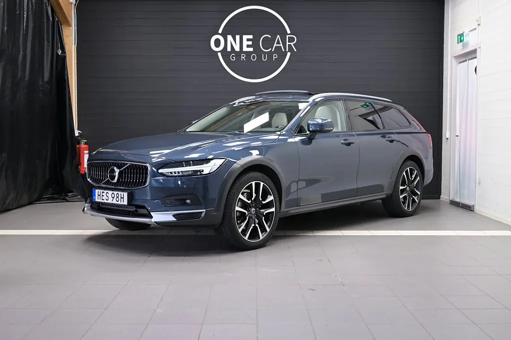 Volvo V90 2022