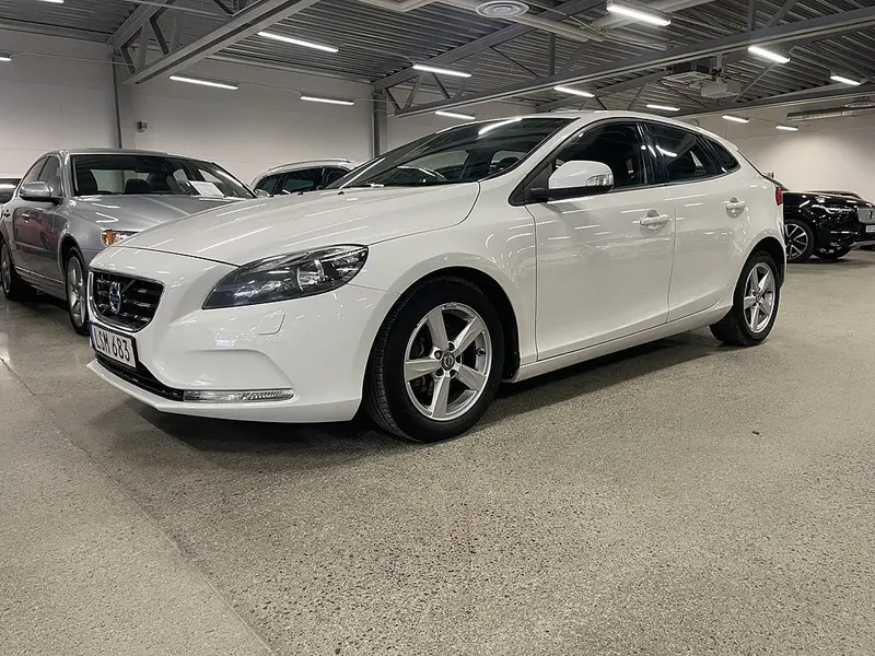 Volvo V40 2015
