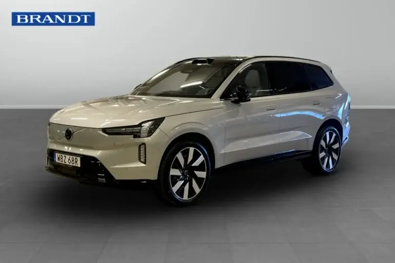 Volvo EX90 2025