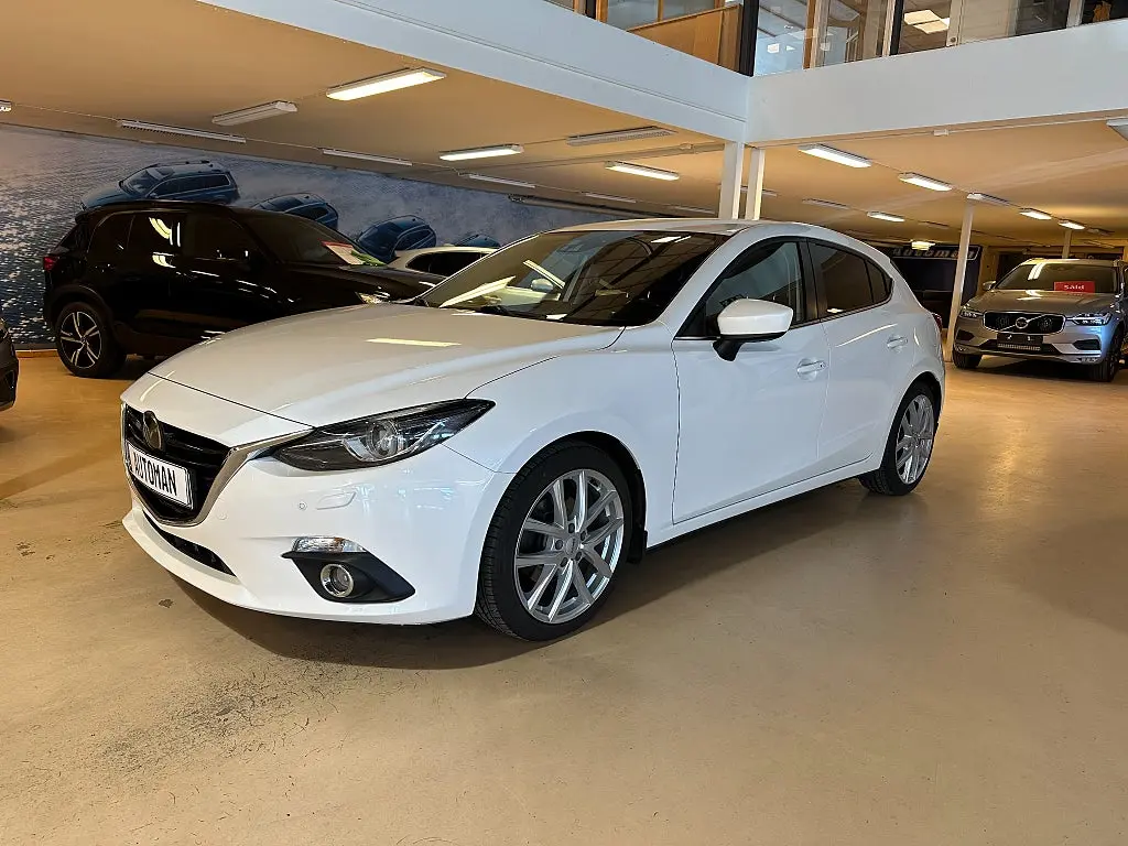 Mazda 3 2016