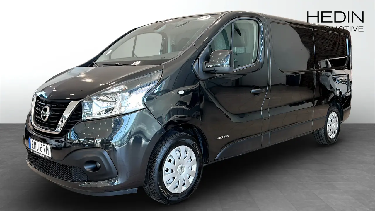 Nissan NV300 2021