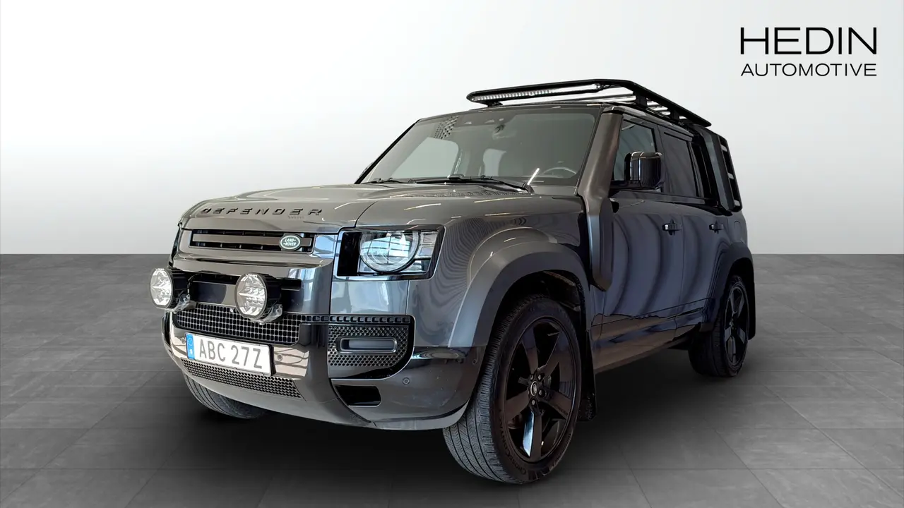 Land Rover Defender 2024