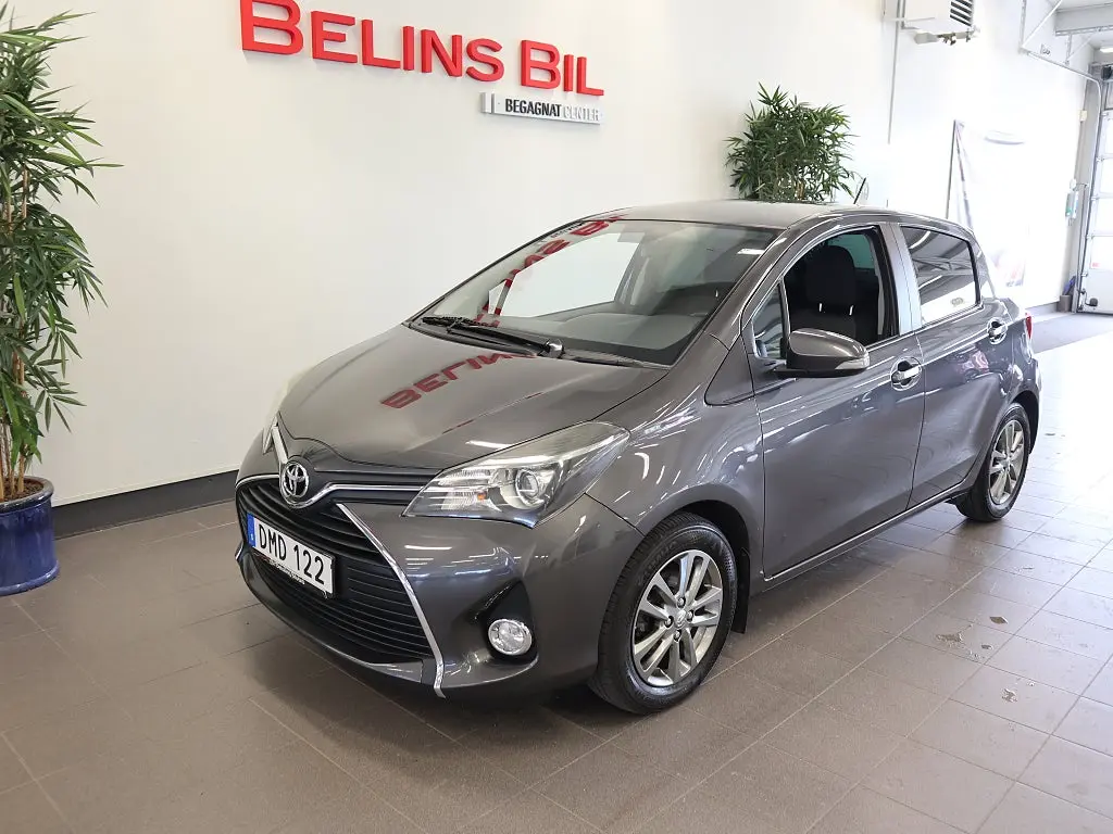Toyota Yaris 2015