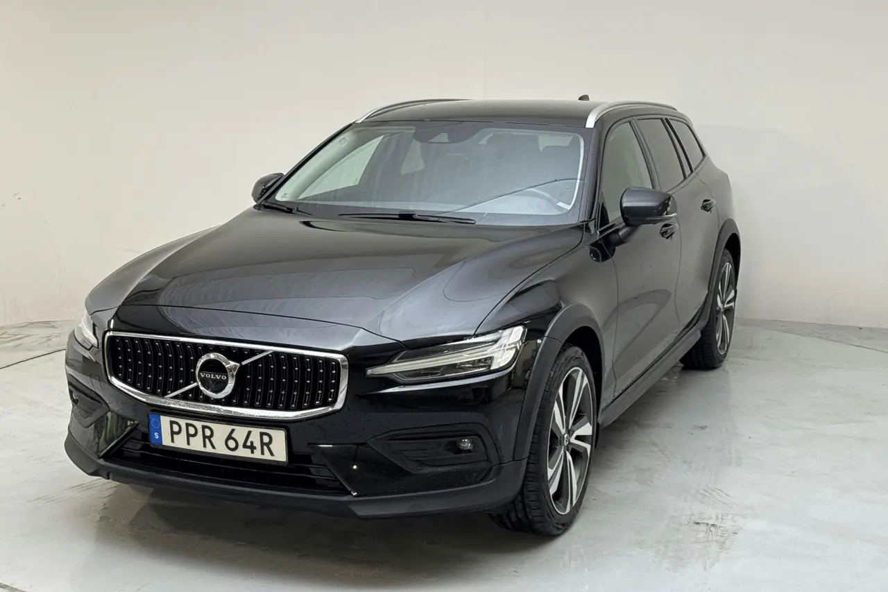 Volvo V60 2022