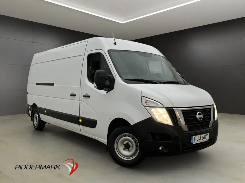 Nissan Interstar 2022