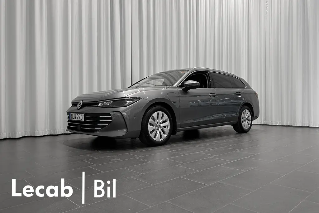 Volkswagen Passat 2025
