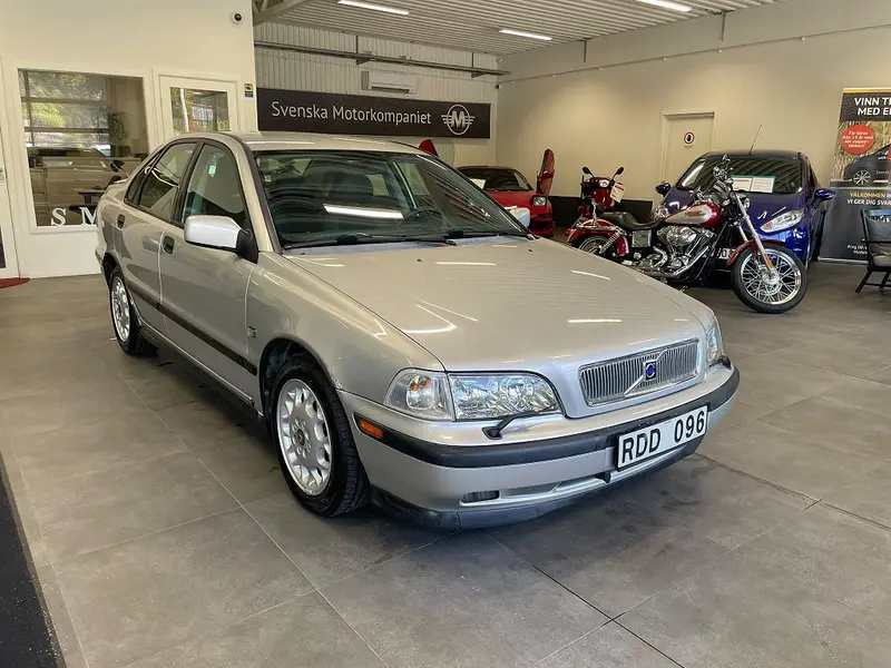 Volvo S40 2000