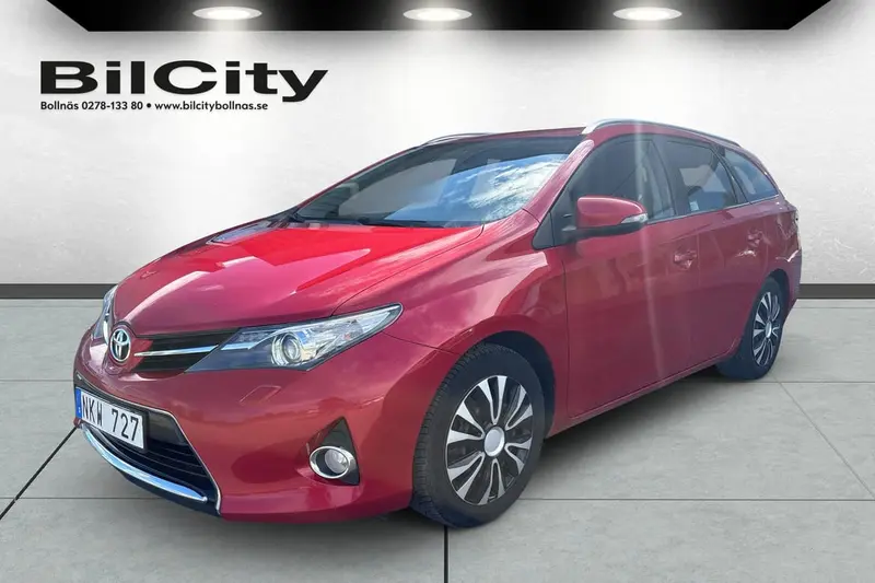 Toyota Auris 2013