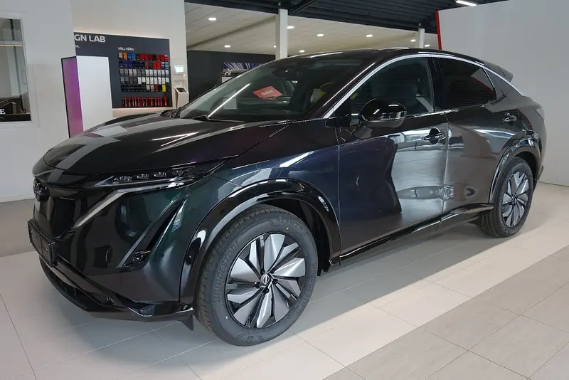 Nissan Ariya 2025