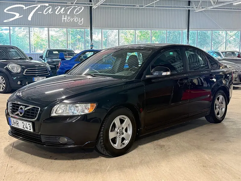 Volvo S40 2011
