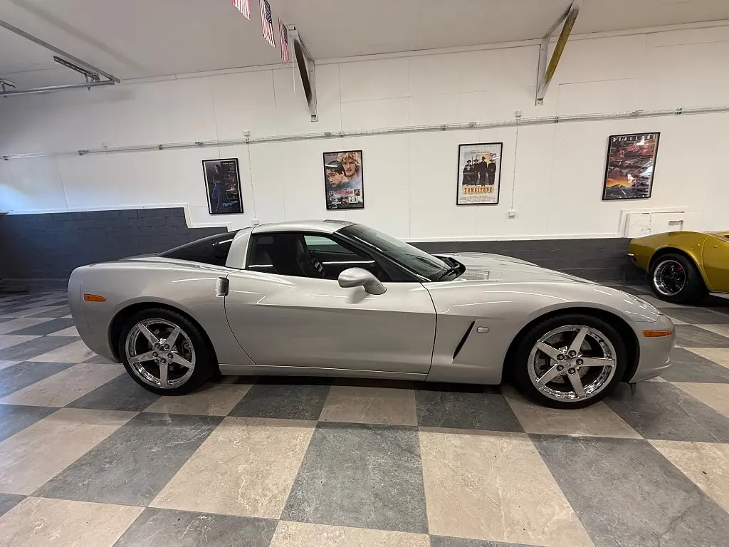 Chevrolet Corvette 2005