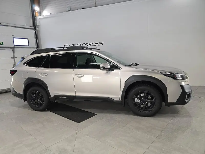 Subaru Outback 2025