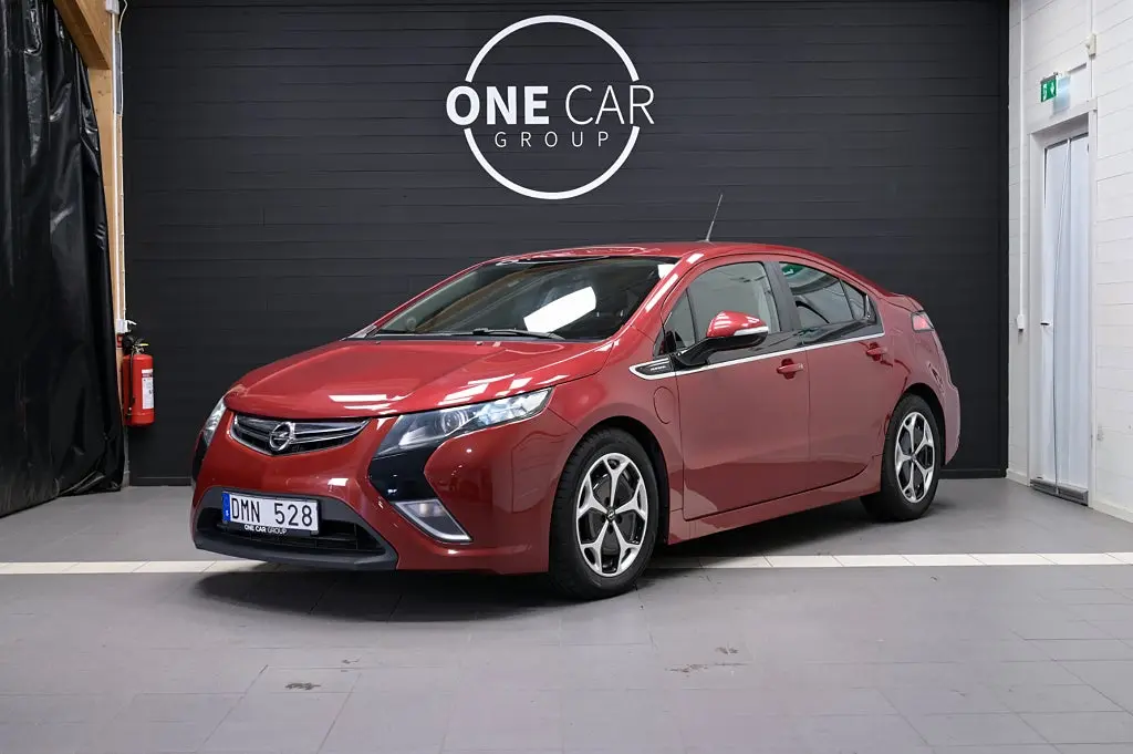 Opel Ampera 2012