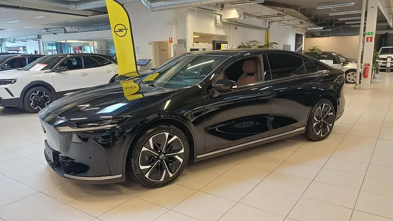 Mazda 6e 2026