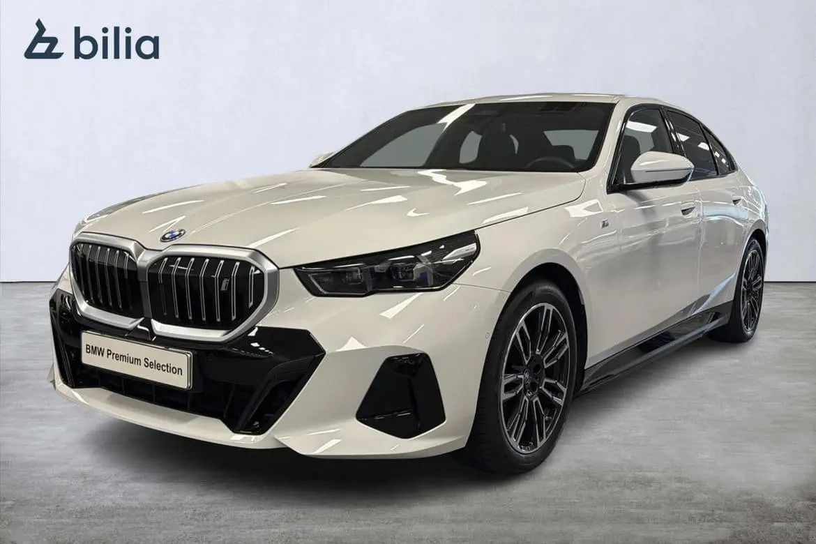 BMW i5 2025