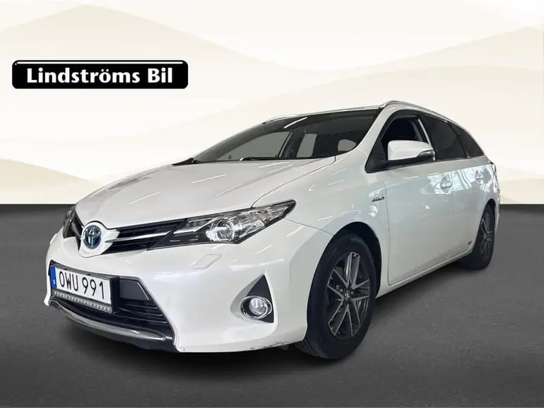 Toyota Auris 2015