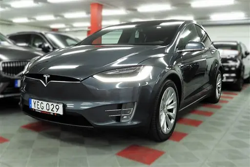 Tesla Model X 2016