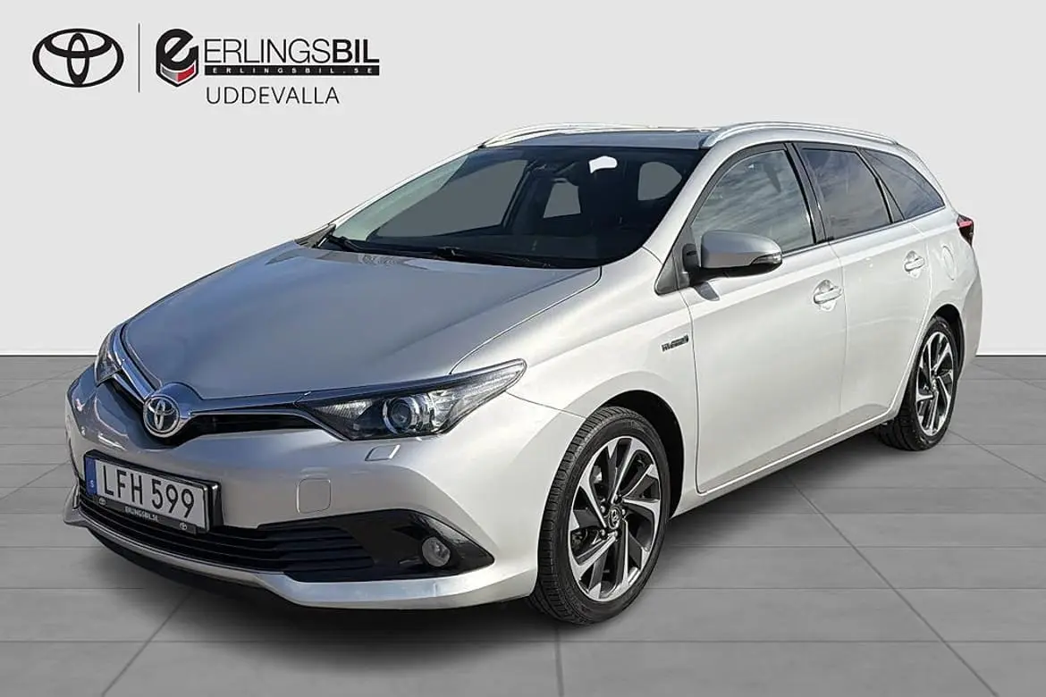 Toyota Auris 2015