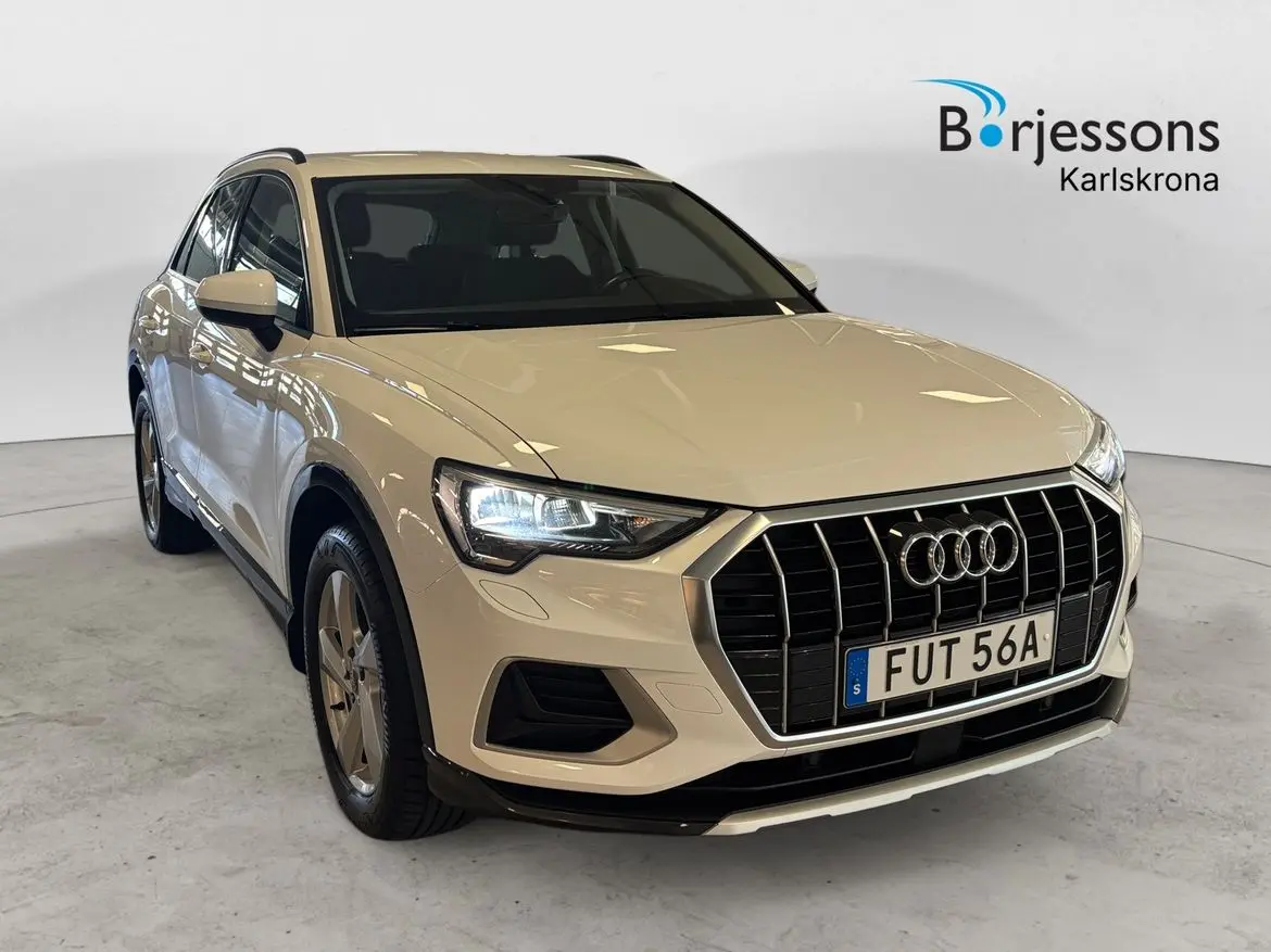 Audi Q3 2021