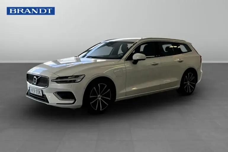 Volvo V60 2025