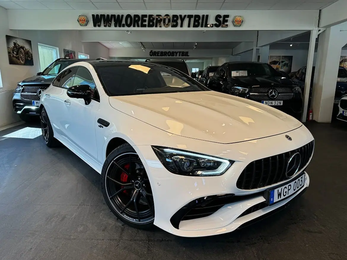 Mercedes-Benz AMG GT 4 2022