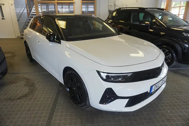 Opel Astra 2024