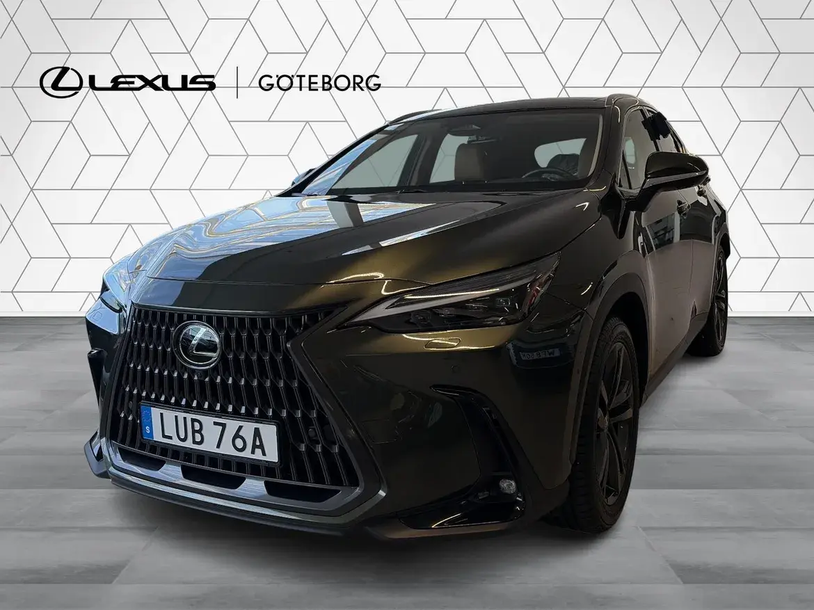 Lexus NX 2025
