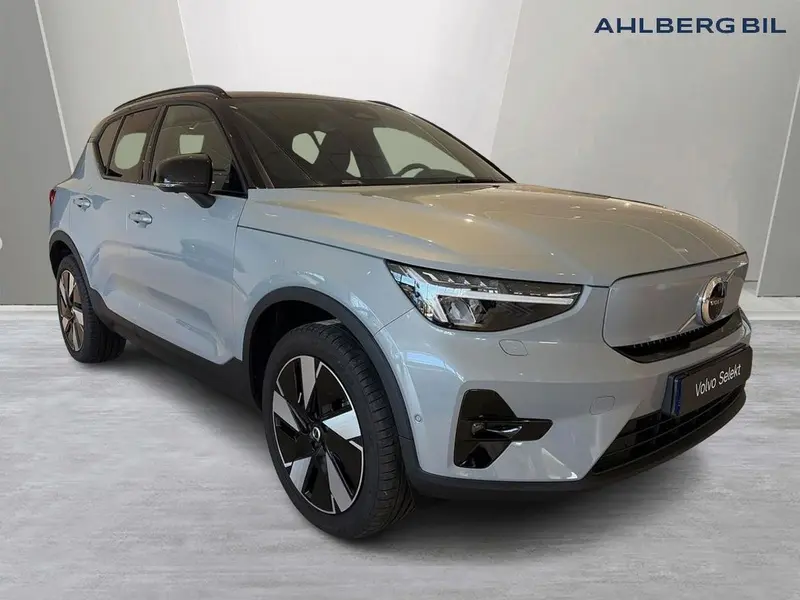 Volvo EX40 2025