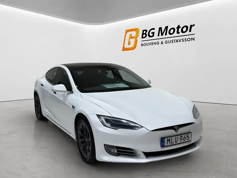 Tesla Model S 2018