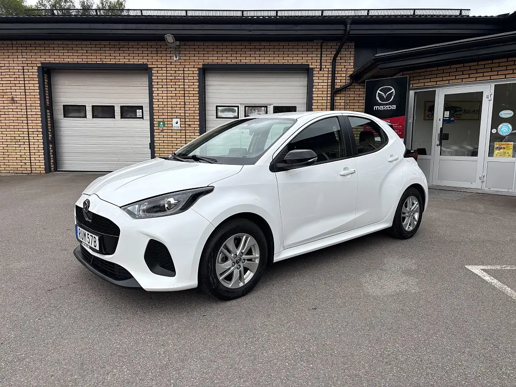 Mazda 2 2025