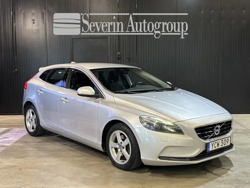 Volvo V40 2016