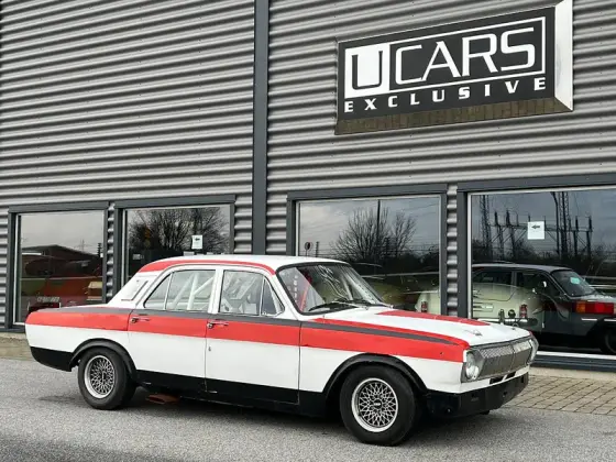 GAZ Volga