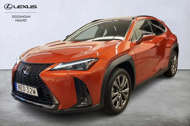 Lexus UX 2023