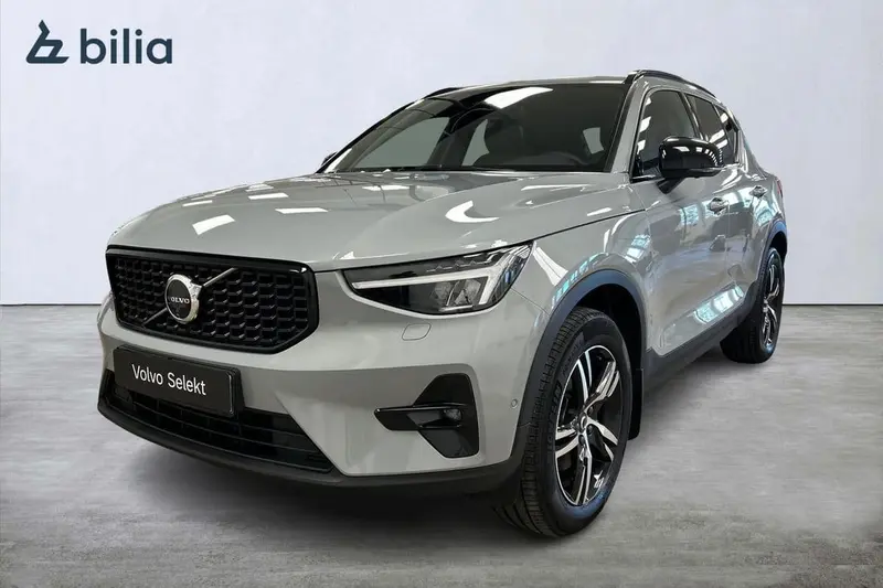 Volvo XC40 2025