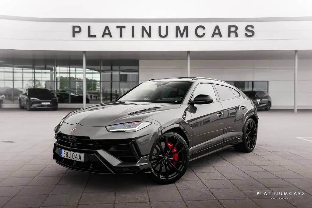 Lamborghini Urus 2024