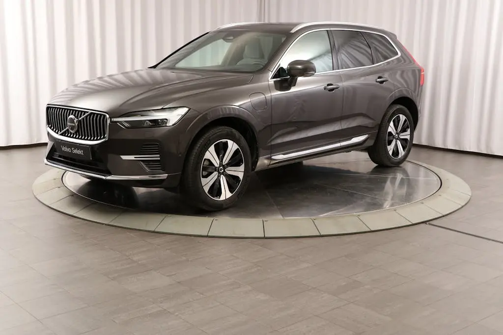 Volvo XC60 2025