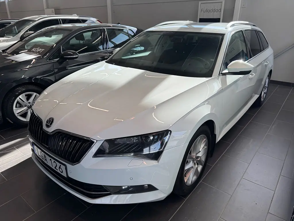 Skoda Superb 2016