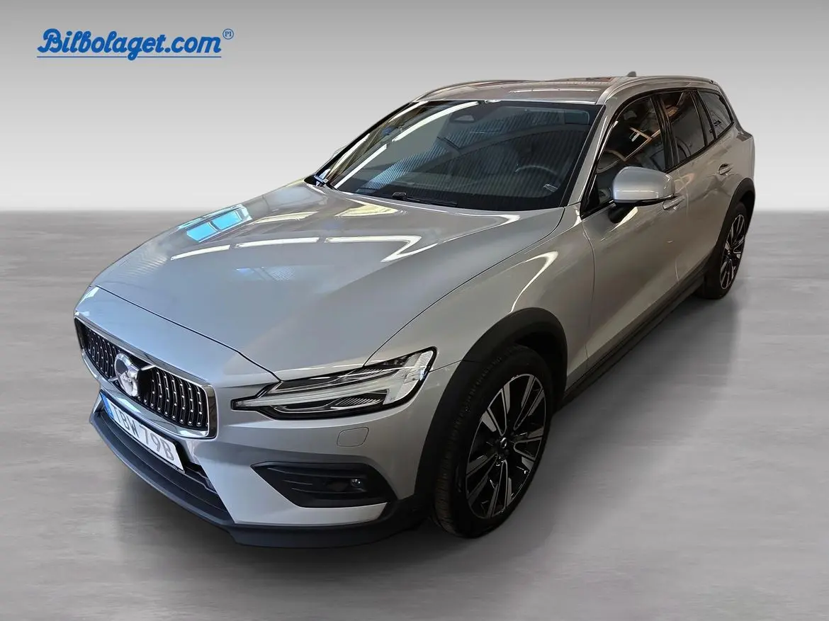 Volvo V60 2024