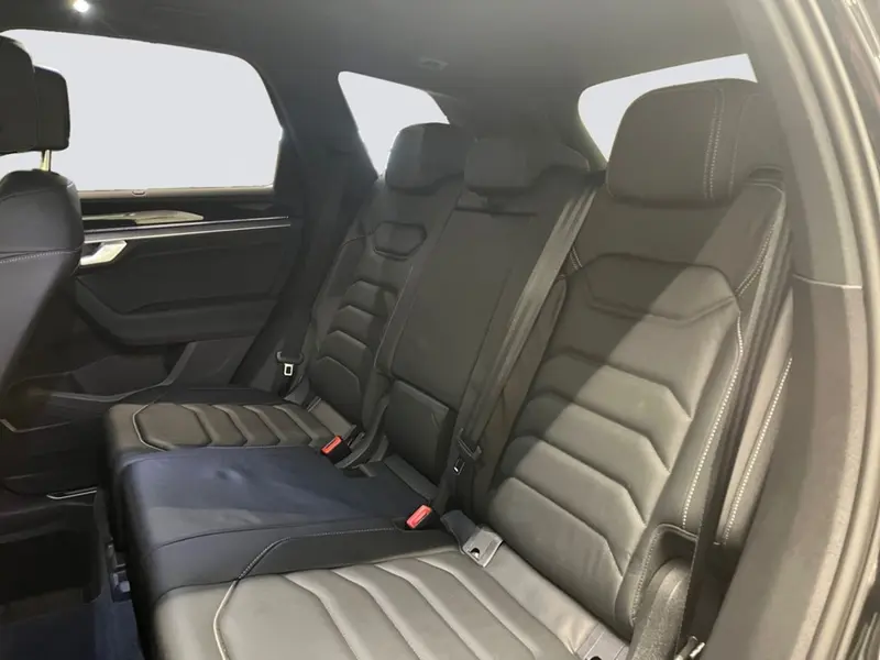 Volkswagen Touareg 2024
