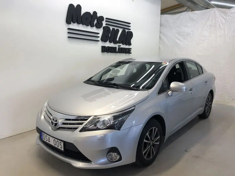 Toyota Avensis 2013