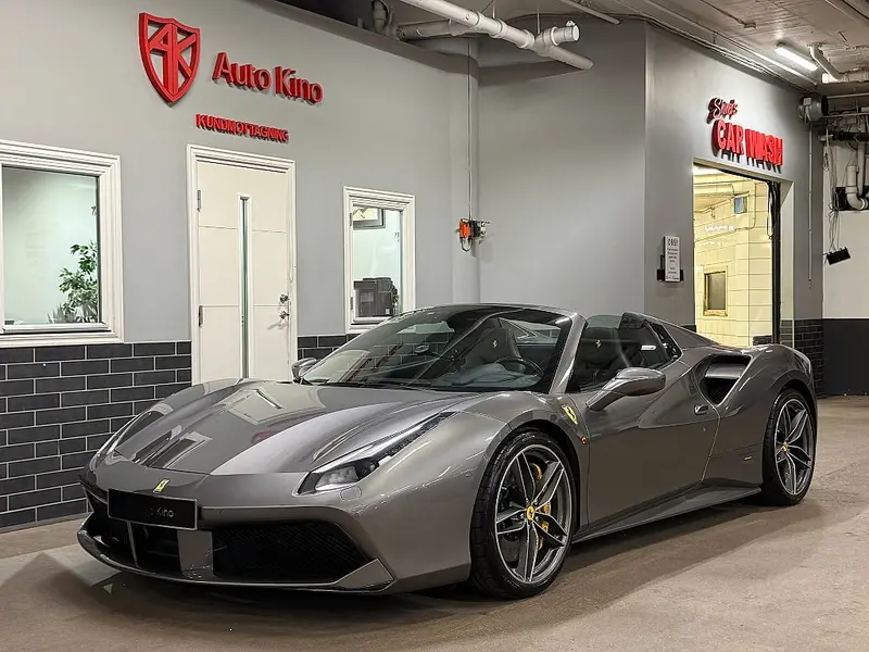 Ferrari 488 2018